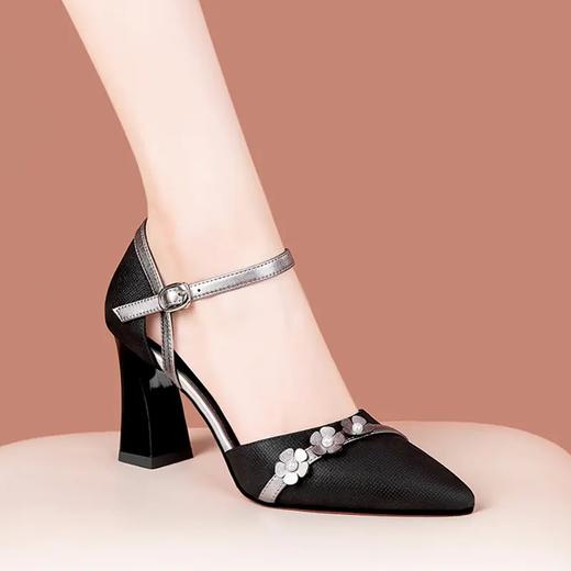 JW913 2022夏季尖头粗跟凉鞋女高跟时尚镂空拼色中空四季鞋时尚性感女鞋 商品图2