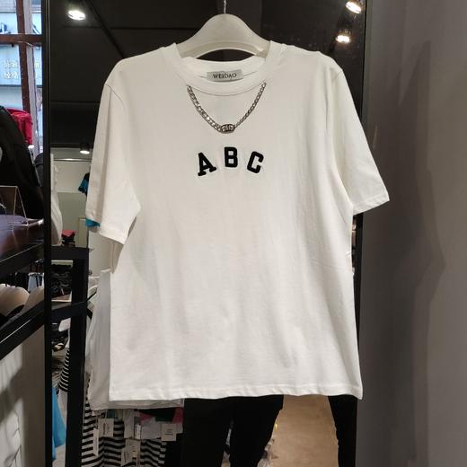 女立体绣字母钉链短T6033 商品图0