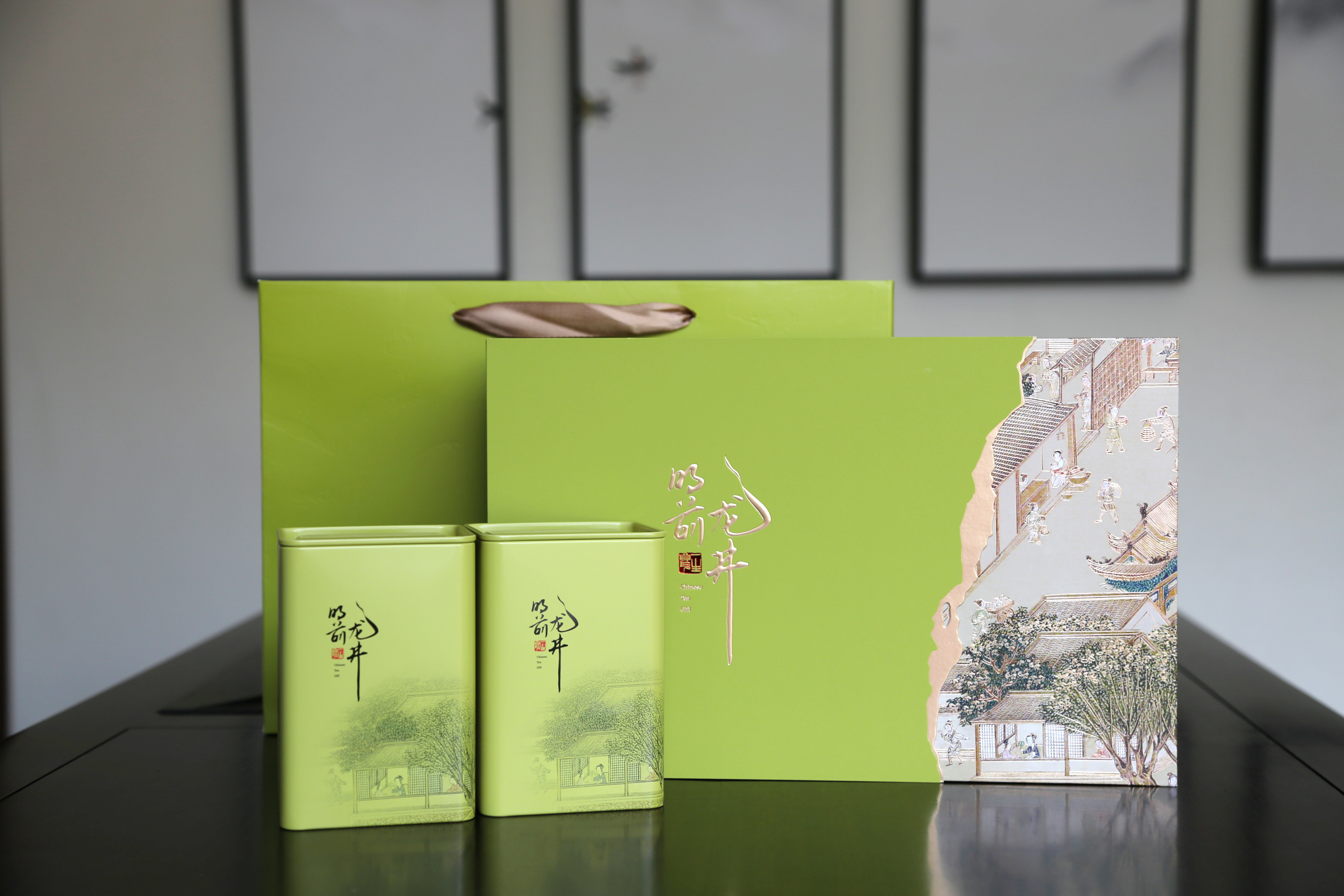 2024新茶六雨绿茶龙井礼盒装茶叶