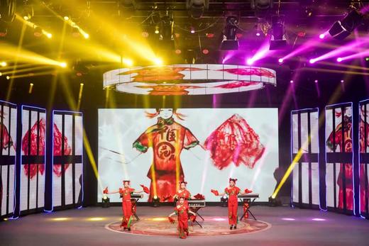 【萱影沙画@高新@南关】19.9元抢购3次创意沙画课程，精准快速的培养孩子的专注力，左右手协调能力，增强自信心（两个校区，就近上课） 商品图0