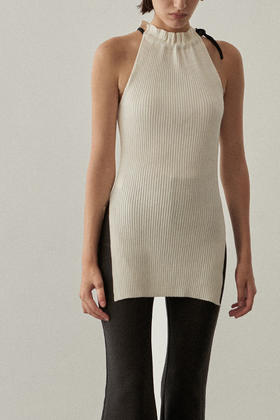 Viktoria Chan | SS22057 June knitted halterneck top [无袖针织上衣 白]