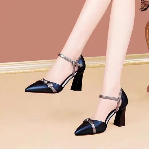 JW913 2022夏季尖头粗跟凉鞋女高跟时尚镂空拼色中空四季鞋时尚性感女鞋 商品图3