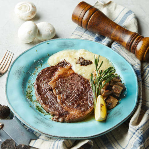 澳洲M3嫩肩牛排附土豆泥煎蘑菇 商品图0