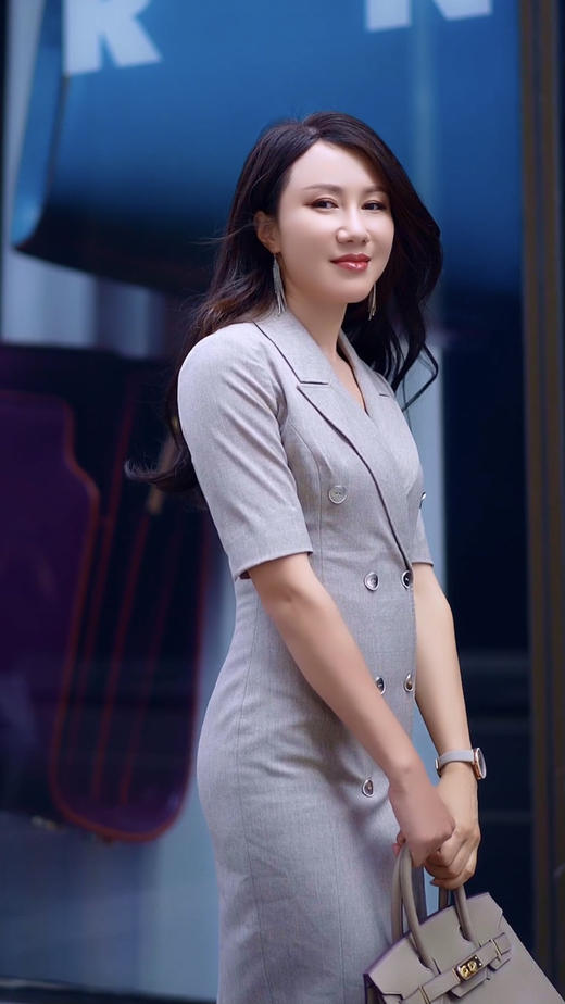 “巴黎香榭丽”颈袖添香-连衣裙-9383733 “香榭丽舍”连衣裙 法国浪漫优雅 复古J9383733 商品图1