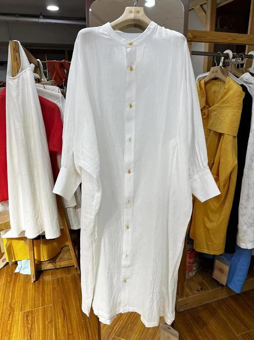 【抖音专属】衬衫（22710132丝白） 商品图1