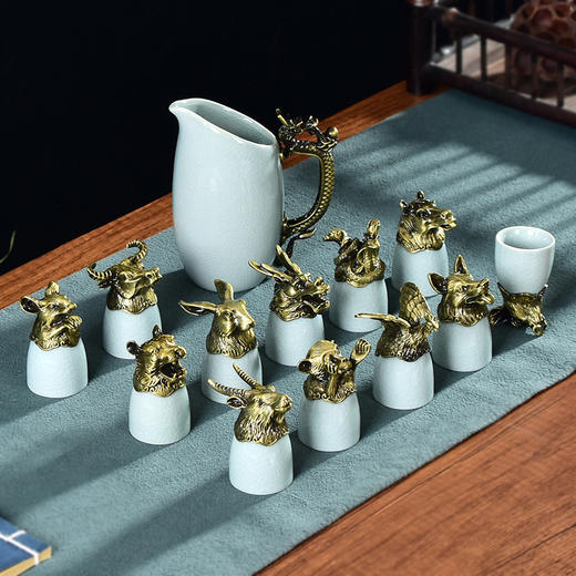 十二生肖陶瓷小酒杯酒具套装12兽首古铜色白酒烈酒迷你杯中式家用 商品图0