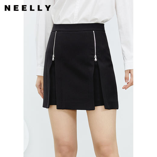 NEELLY纳俪商场同款春夏黑色半身裙女裙摆开叉设计高腰A字裙短裙N22022E01079 商品图0