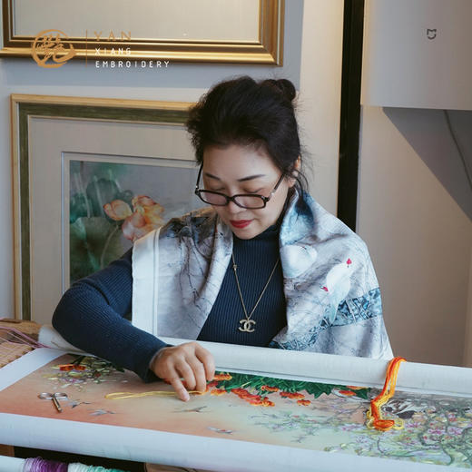 艶 湘绣 手工刺绣 真丝大方巾 丝巾 商品图3