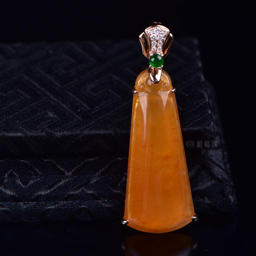 【鸿彩】黄翡无事牌-GZ12112077 商品图1