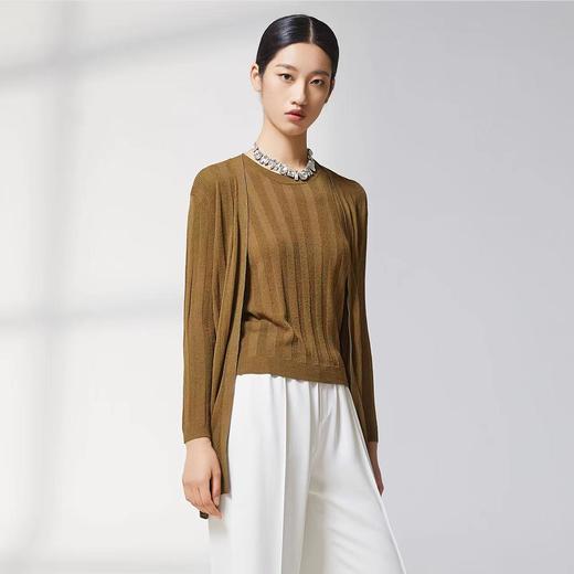 蓝地抽条圆领短袖针织衫BLWCZ086000 商品图1