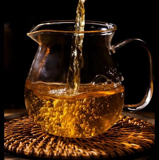 领券下单 拍2发3！吉顺号 2016年《古树金叶》冰岛坝歪古树黄金叶生茶200g 商品图6