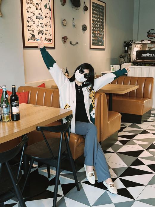 踏青郊游+通勤穿搭 两不误 2022年春夏超柔软脚感乐福鞋！思J图代工厂皮鞋类供应链制造 ，穿它压马路不会累！羊皮鞋面 +踩屎感绿海绵+猪皮垫脚 定制复古做旧金属装饰扣 一脚蹬 商品图6