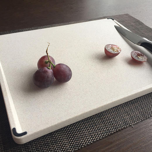 自带磨刀器 防滑沥水方便 双面可用不串味|赛巴迪波尔多麦纤维防霉家用菜板防滑带磨刀器砧板 商品图4