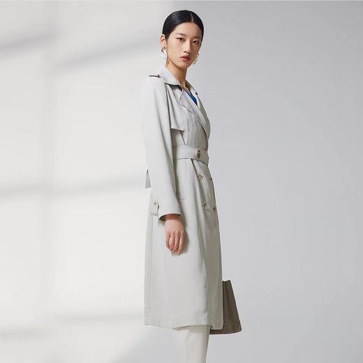 蓝地立翻领双排扣长风衣BLWCF037000 商品图1