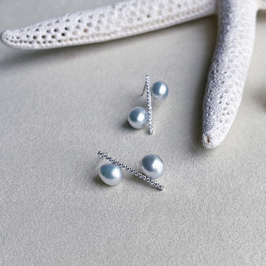 CHIC系列 18K钻石和南洋Keshi珍珠 耳钉 商品图0