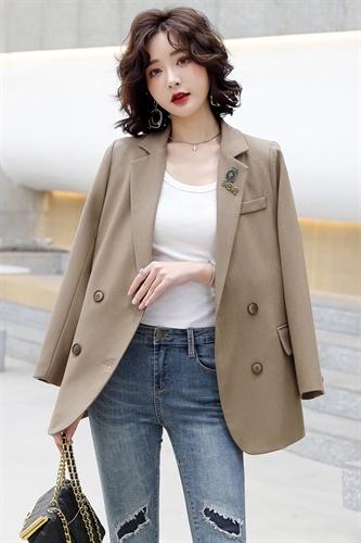 遮肉显瘦，时尚双排扣西装外套HR-XMYR9022 商品图4