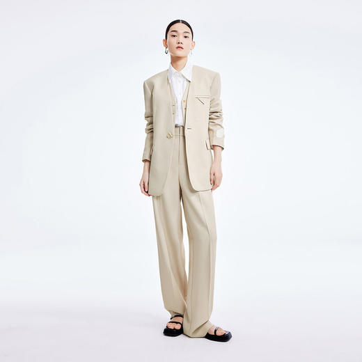 LILY2022夏新款女装设计感小众洋气纯色无领西装外套122200C2126 商品图2