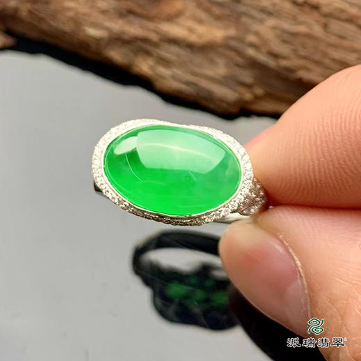 派瑞翡翠 18k金翡翠戒指 糯种 阳绿色 商品图3