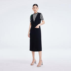 LILY2022夏新款女装时尚优雅V领洋气小黑裙连衣裙女122200C7117