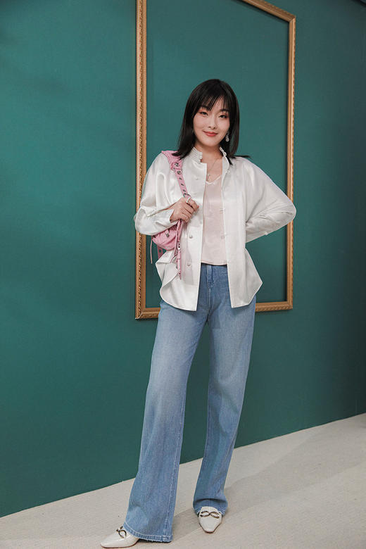 【断码特惠不退换】巨好穿！春夏百搭包头白鞋！尖头猫跟鞋！轻松上脚 随意搭配都很好看！头层小牛皮 全羊皮内里 线条感环形 金属制饰扣 精致小方鞋头 4.5公分异形低跟  气质婉约 云朵般 恣意行走！ 商品图14