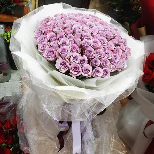 【女王】99朵紫玫瑰紫美人 请提前3天预订下单 - 小丑鲜花