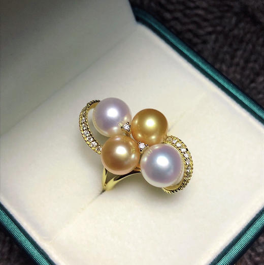 CHIC系列 18K镶钻石和南洋珍珠戒指 商品图2