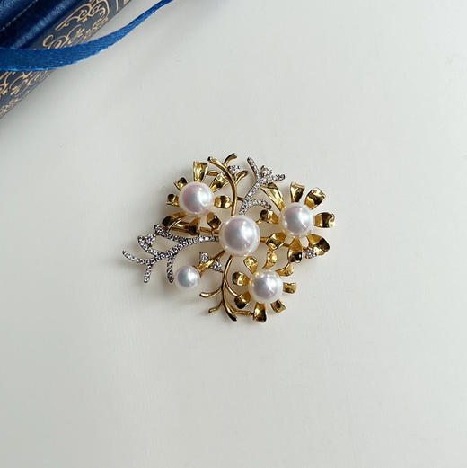 ONLY系列 18K镶Akoya和钻石 胸针 商品图0