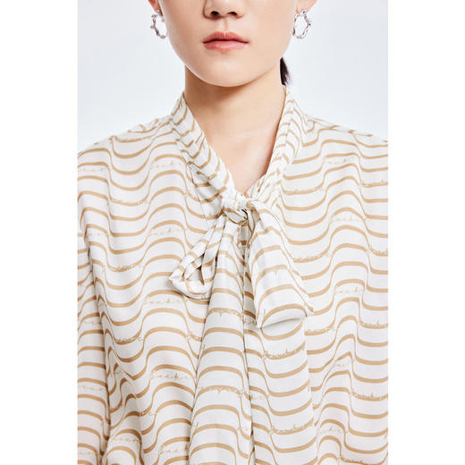 LILY2022夏新款女装小众设计感奶茶纹宽松垂感衬衫女122200C4169 商品图3