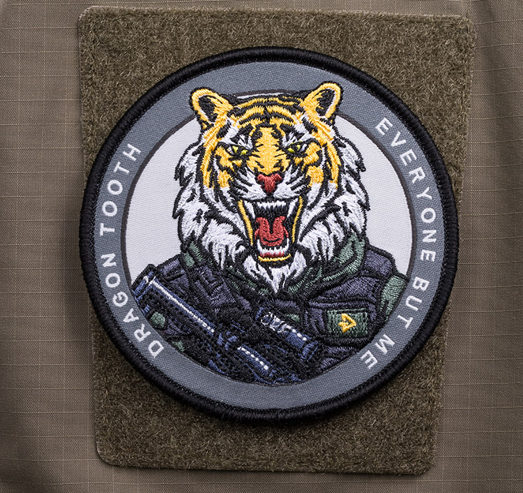 新品龙牙十二生肖虎臂章魔术贴战术臂章龙牙战术装备