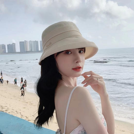 春季英伦复古黑色渔夫帽子女2022新款水钻字母卷边盆帽小众水桶帽 商品图3