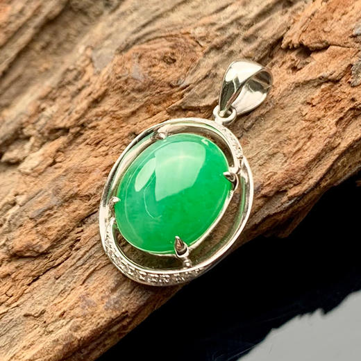 派瑞翡翠 18k金翡翠挂件 糯冰种 绿色 商品图0