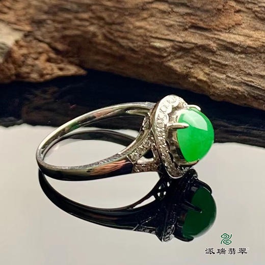 派瑞翡翠 18k金翡翠戒指 糯种 阳绿色 商品图4