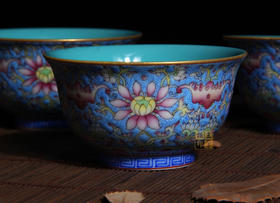 刘乔生：珐琅彩缠枝莲壶杯一对