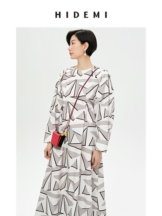 HIDEMI 简约几何印花设计感廓形显瘦收腰露背连衣裙 商品图4