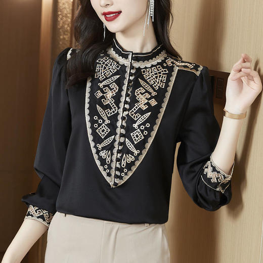 KQL 439H664绣花缎面重磅仿真丝衬衫 商品图2