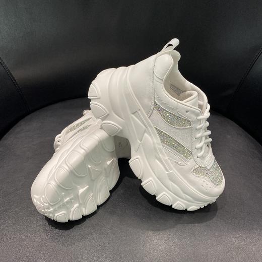 LFGJ 14614  春款潮牌真皮女鞋个性水钻金属链休闲老爹鞋 商品图4