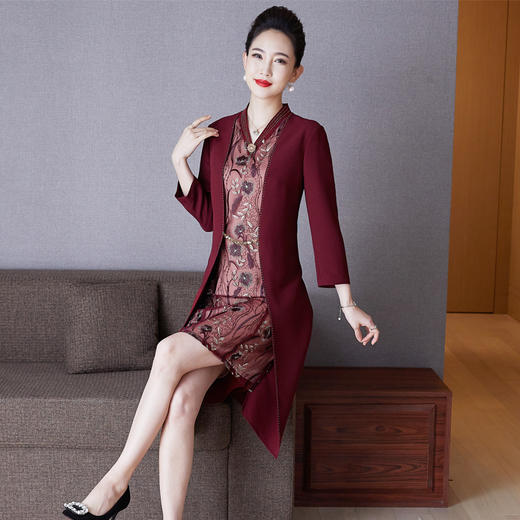 LC-2205新款婚礼礼服喜婆婆婚宴装假两件结婚嫁女礼服 商品图3