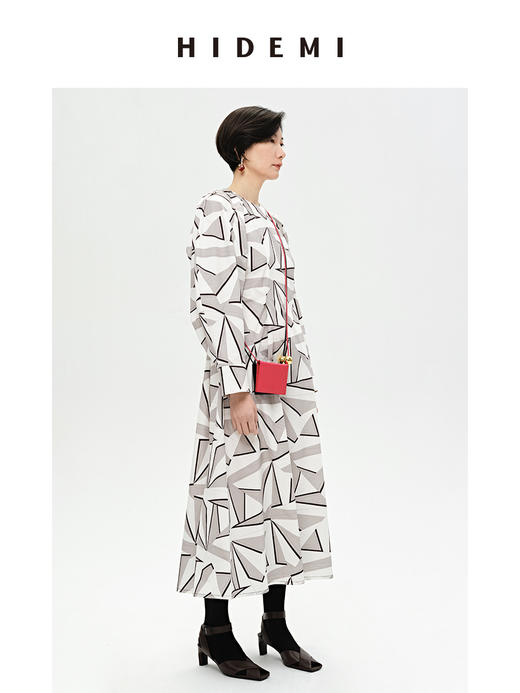 HIDEMI 简约几何印花设计感廓形显瘦收腰露背连衣裙 商品图5