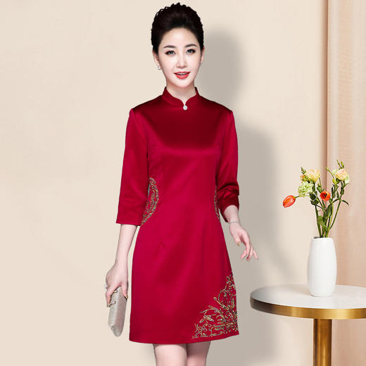 LC-2018春秋新款女装婚庆礼服遮肚显瘦A字连衣裙 商品图2