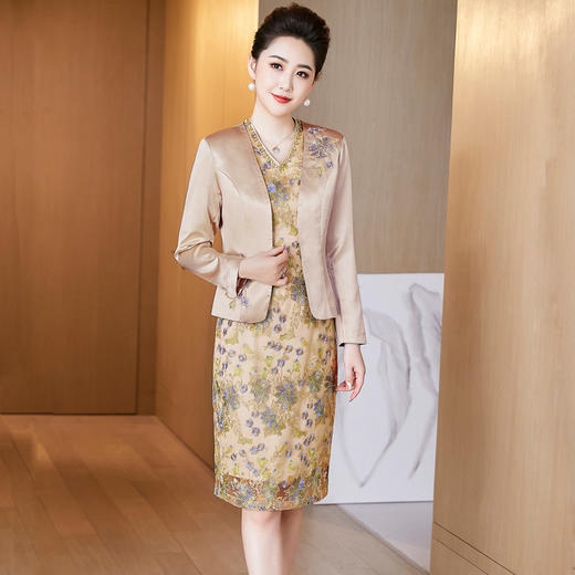 LC香槟色丈母娘刺绣礼服夏洋气年轻喜婆婆婚宴装春秋两件套 商品图0