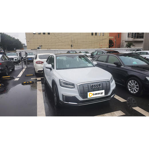 奥迪 Q2L e-tron 纯电智享型 【长租-深圳】 商品图2