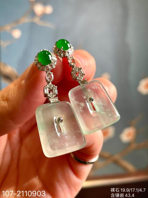 玻璃飘翠方扣耳坠  86999【107-2110903】 商品图1