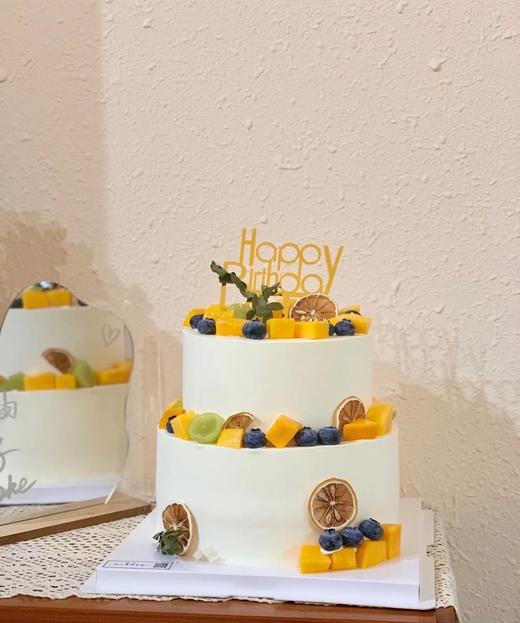 多层水果蛋糕 商品图0