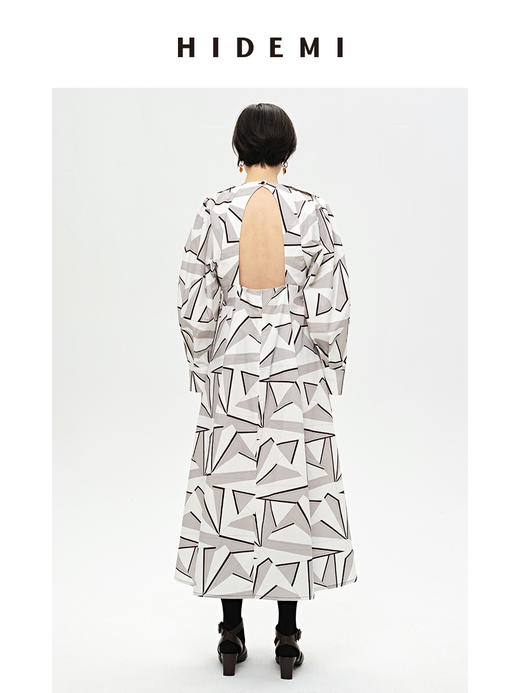HIDEMI 简约几何印花设计感廓形显瘦收腰露背连衣裙 商品图2
