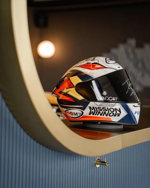 iXOOST DOVI#04 赛车手 多维签名头盔 无线蓝牙音响 商品图4