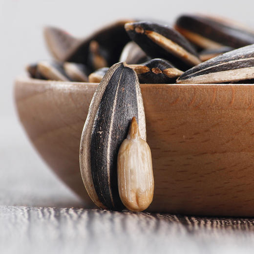 开心熊猫原味瓜子礼盒206克x6罐装 特级人工精选大瓜子