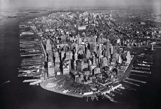 New York: A Century of Aerial Photography/纽约：航空摄影的世纪 商品图1