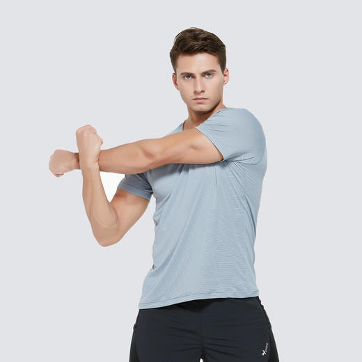 石墨烯户外防紫外线冰感抑菌T恤 商品图3