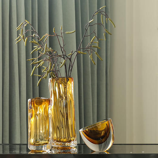 2022.3月新款 厚重斜扣玻璃花瓶 商品图1