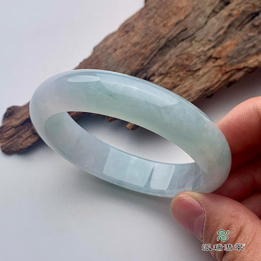 派瑞翡翠 翡翠手镯 糯种 绿色 商品图0